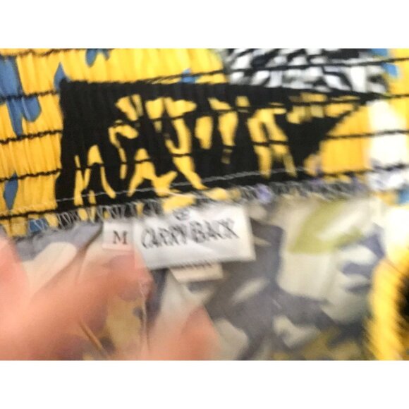 Vintage 1980s rayon shorts by Carry Back size M 1980s retro high waist Bermuda. - Picture 8 of 8